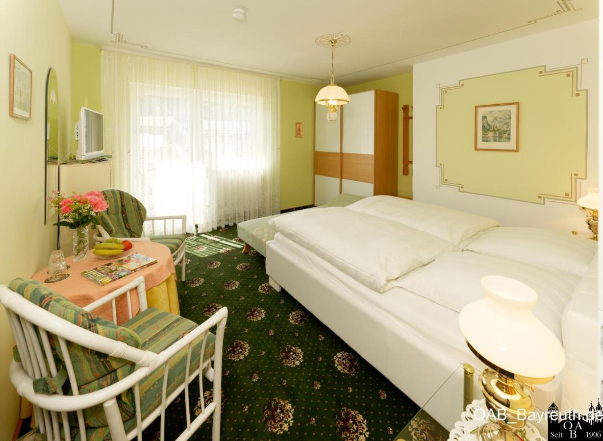 Hotel Garni Regina Gössweinstein Esterno foto