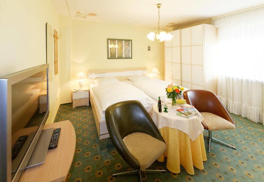 Hotel Garni Regina Gössweinstein Esterno foto