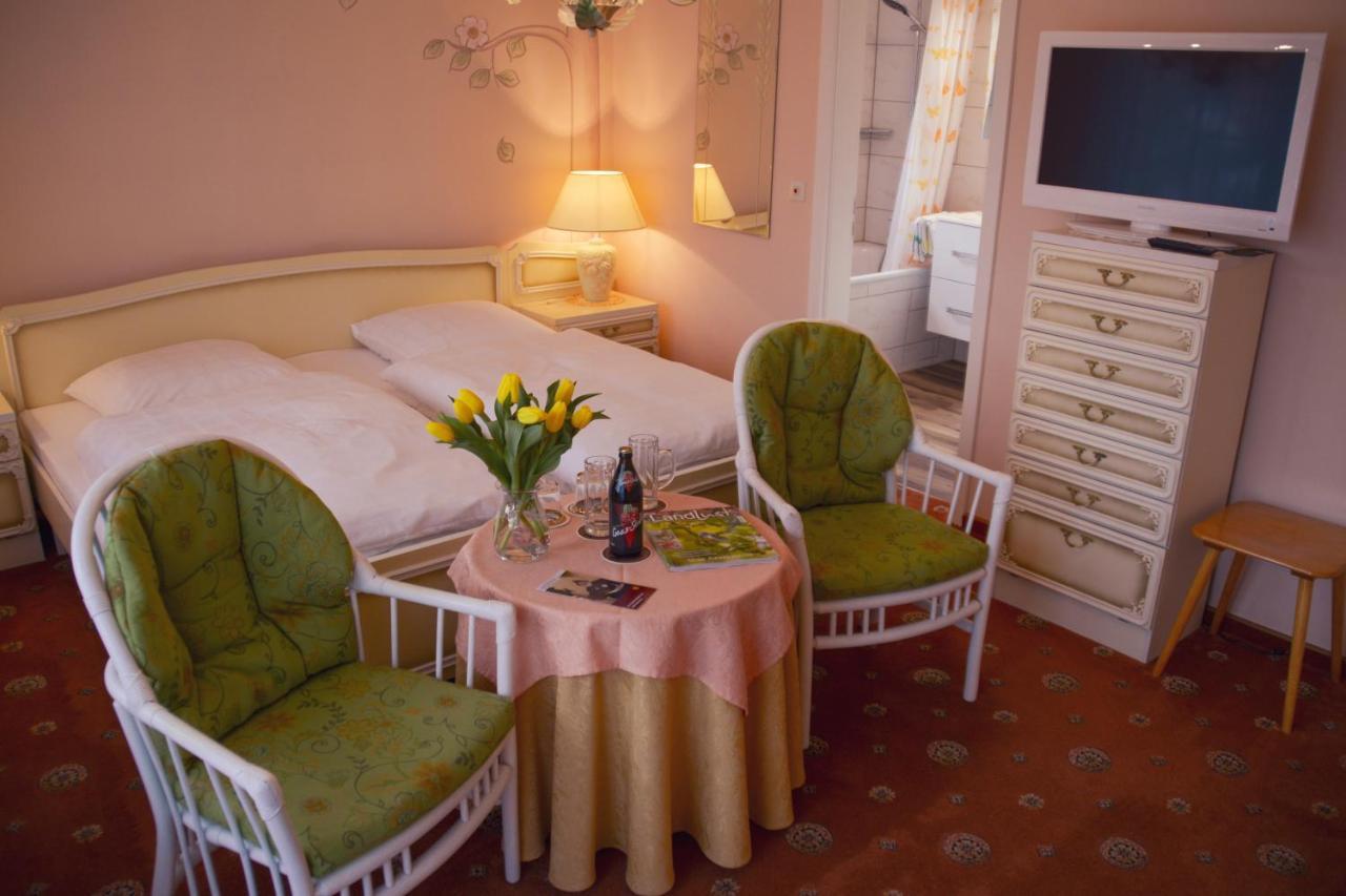 Hotel Garni Regina Gössweinstein Esterno foto