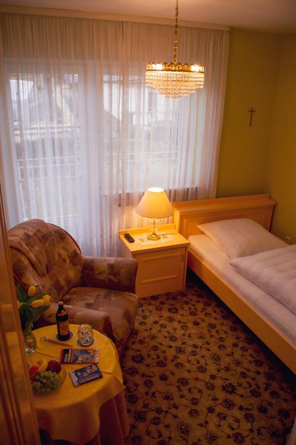 Hotel Garni Regina Gössweinstein Esterno foto