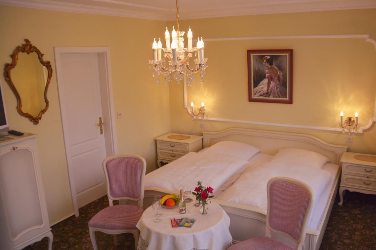 Hotel Garni Regina Gössweinstein Esterno foto